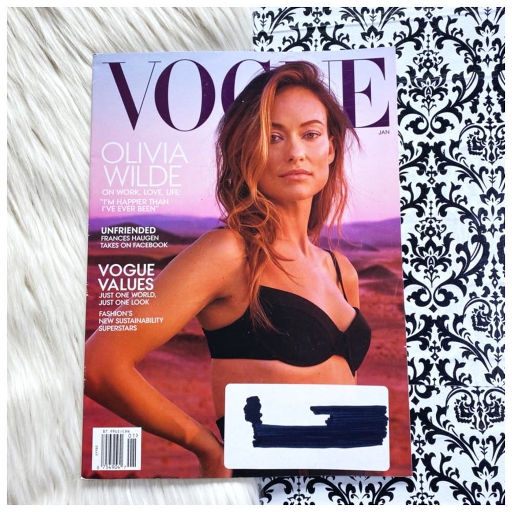 VOGUE : January 2022 : ‘Olivia Wilde’ edition fashion magazine